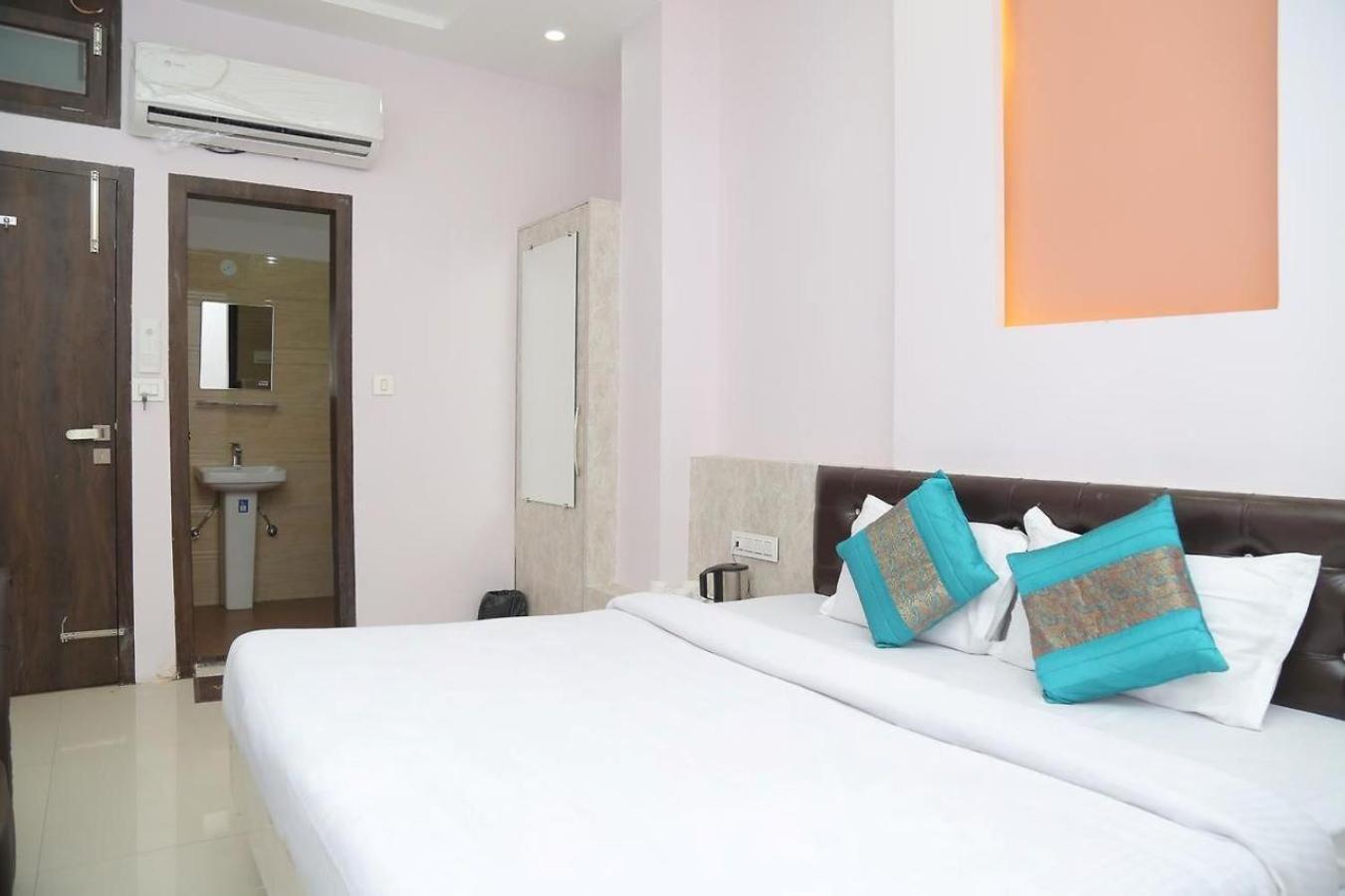 Hotel Golden Dreams Amritsar Exteriör bild